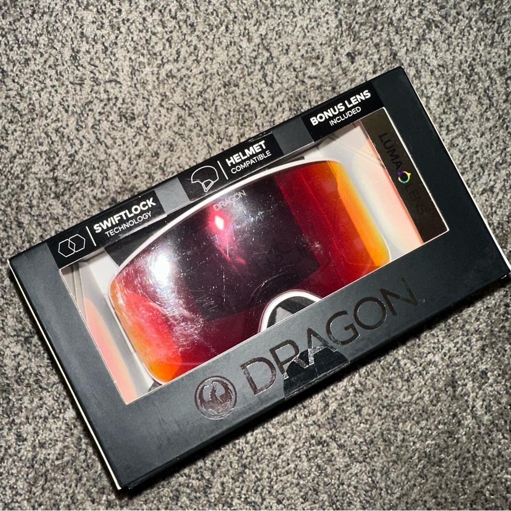 NEW Dragon RVX MAG OTG Ski Goggles with Red Lens - Picture 4 of 6